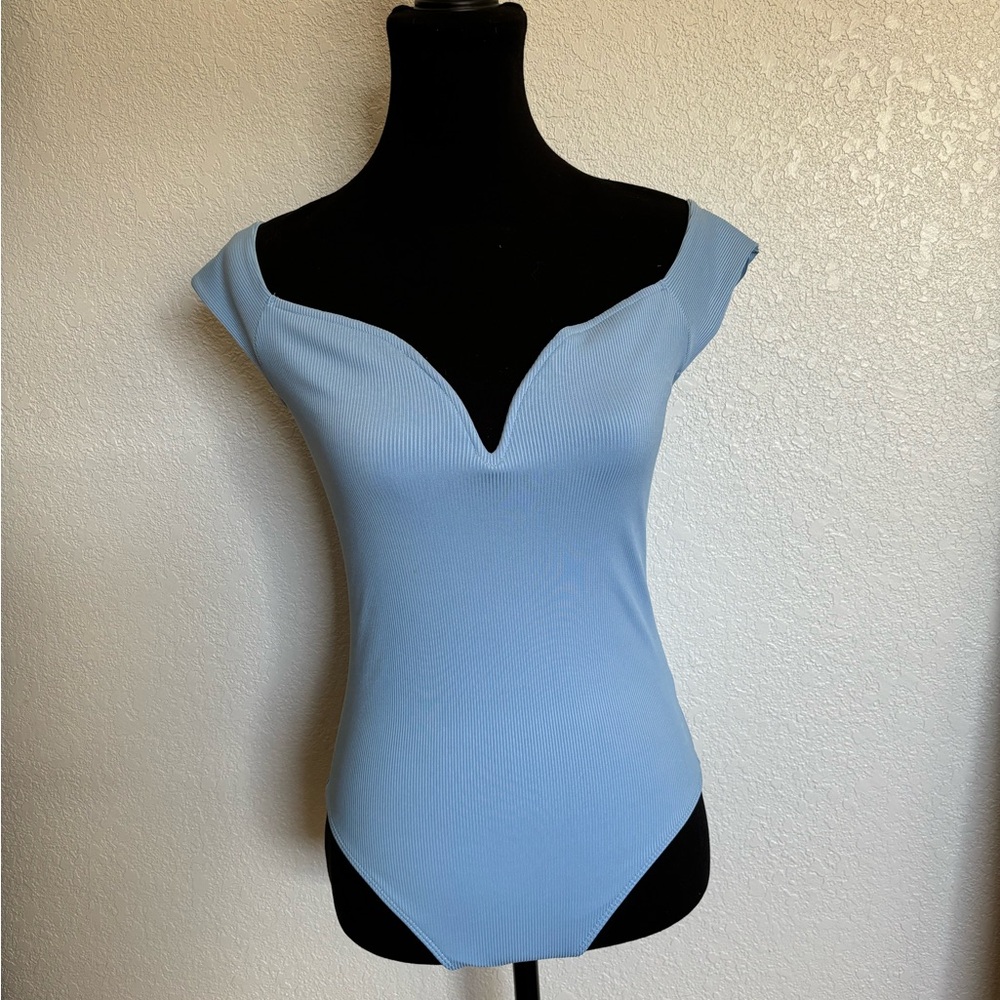 Express off-the-shoulder, body-contour collection body suit | blue | size M